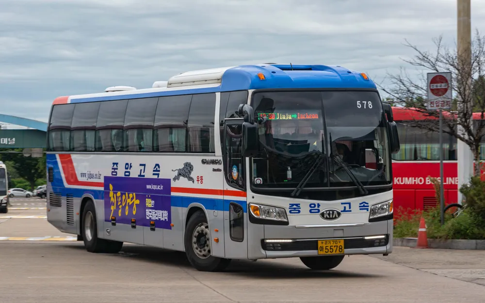 Express-Bus